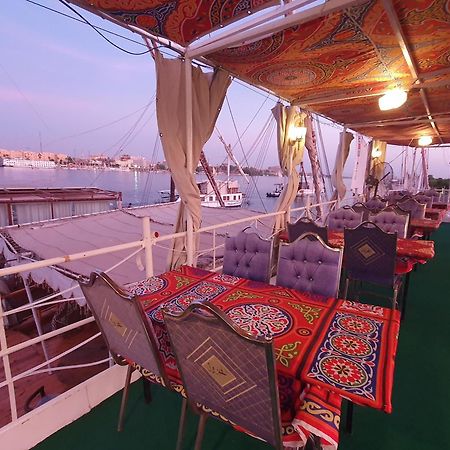 Moon Boat Hotel Luxor Bagian luar foto