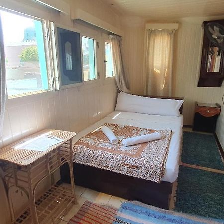Moon Boat Hotel Luxor Bagian luar foto