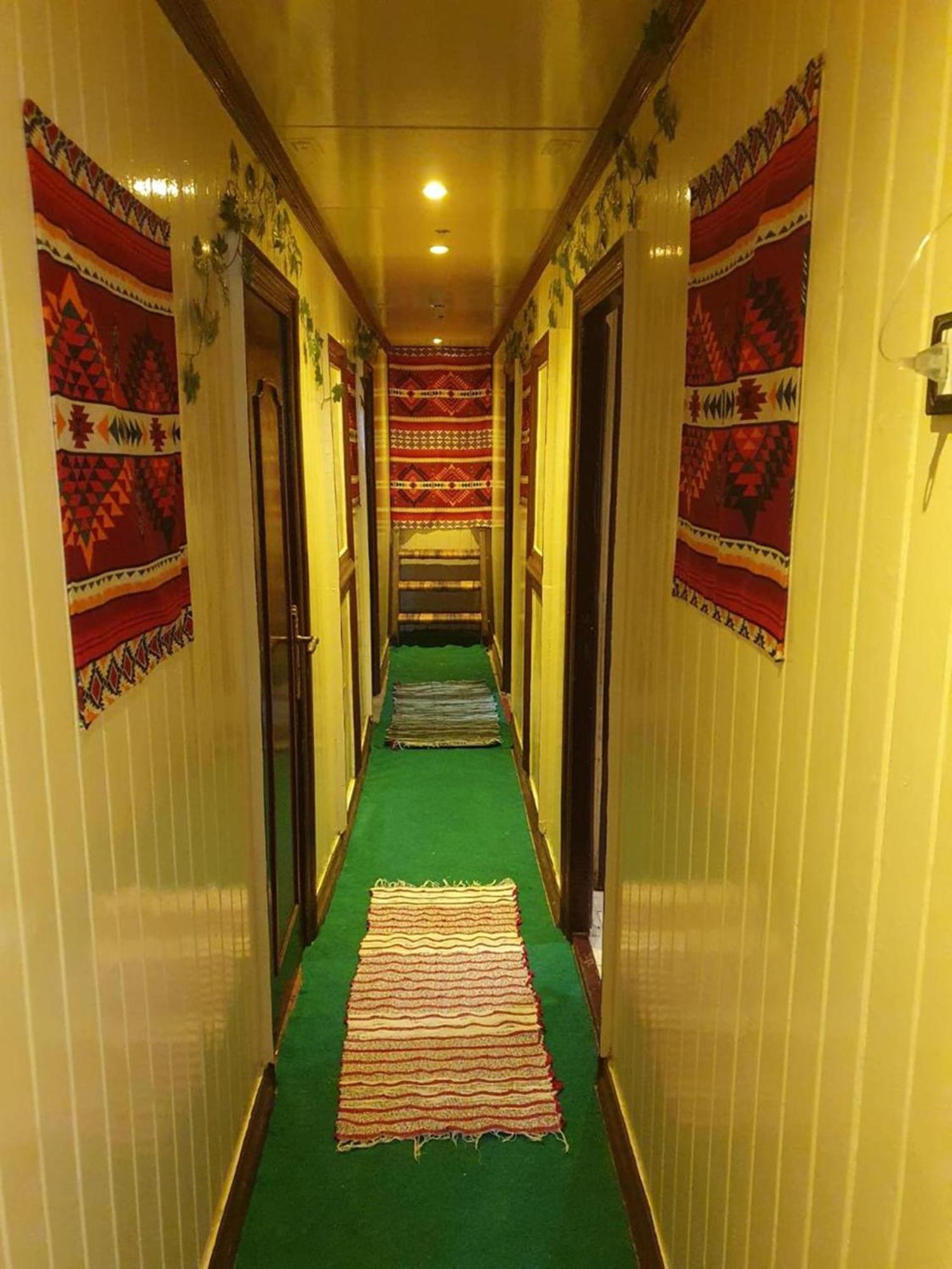 Moon Boat Hotel Luxor Bagian luar foto
