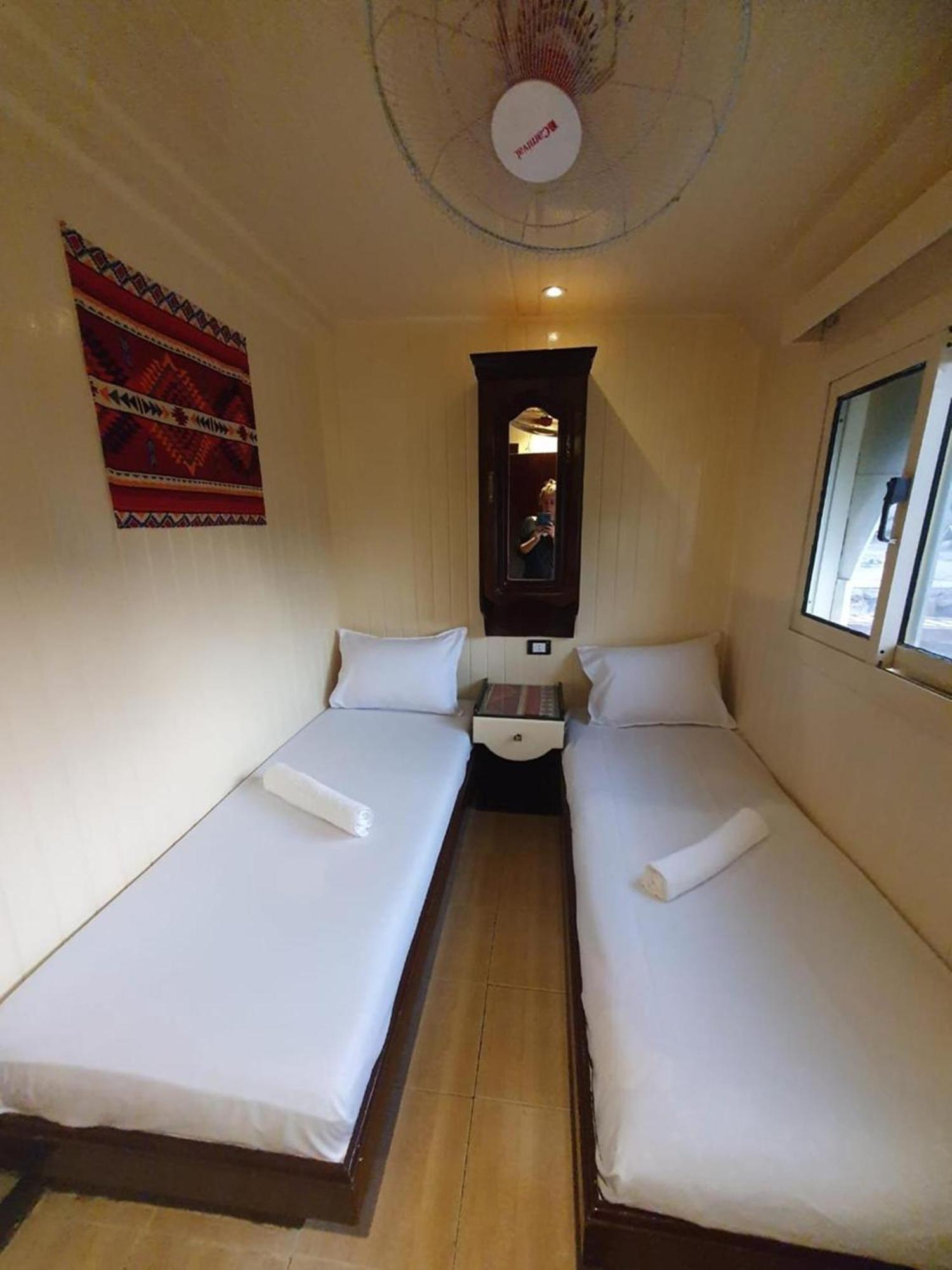 Moon Boat Hotel Luxor Bagian luar foto