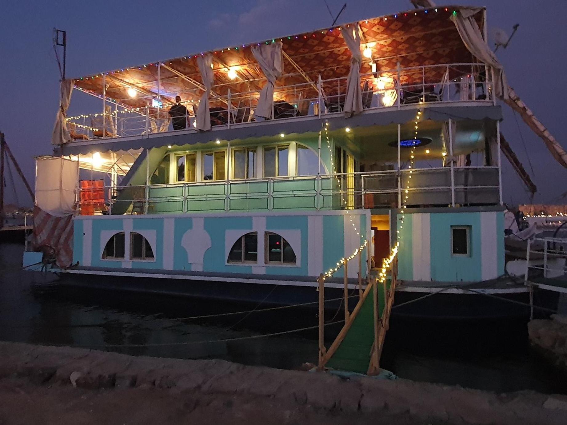 Moon Boat Hotel Luxor Bagian luar foto