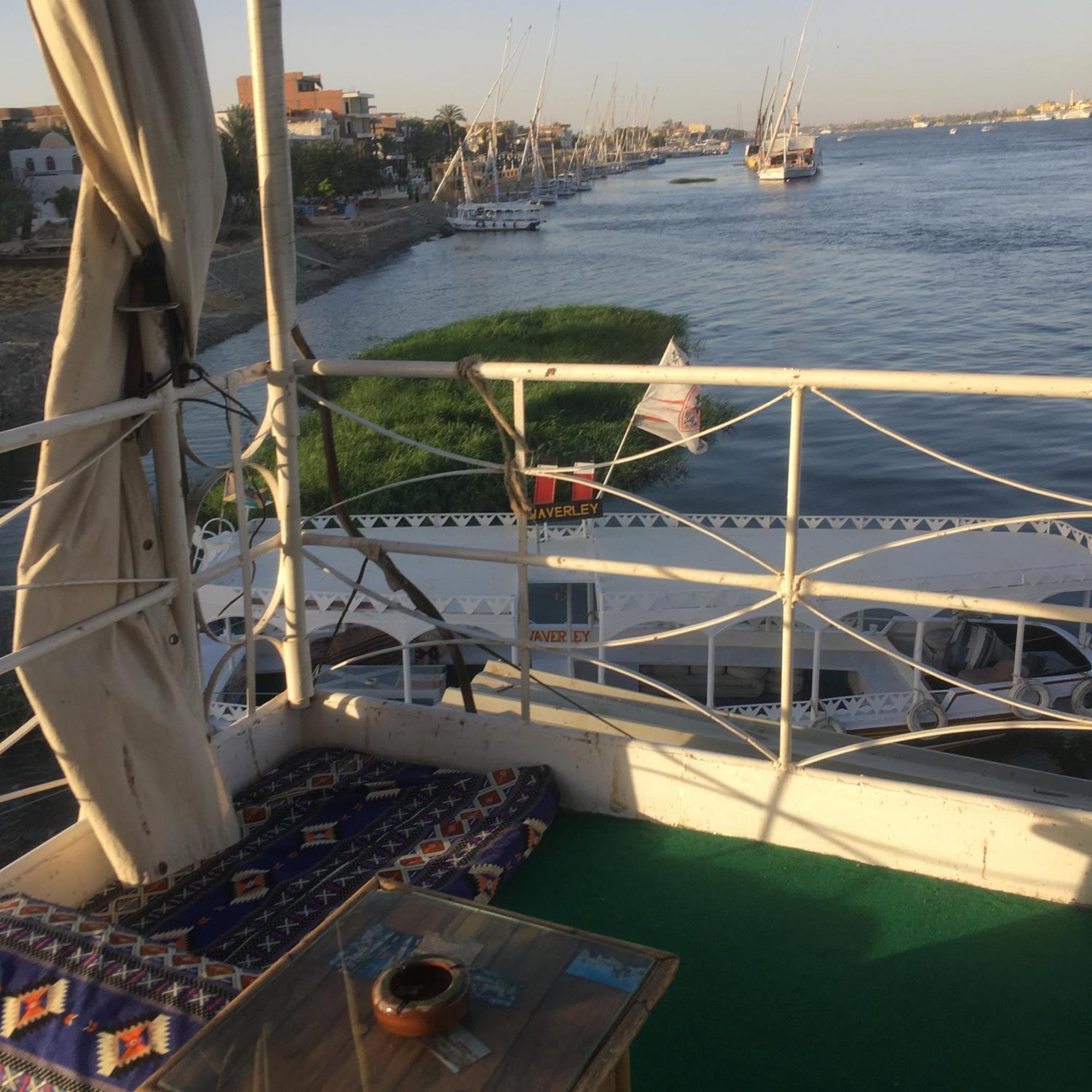 Moon Boat Hotel Luxor Bagian luar foto
