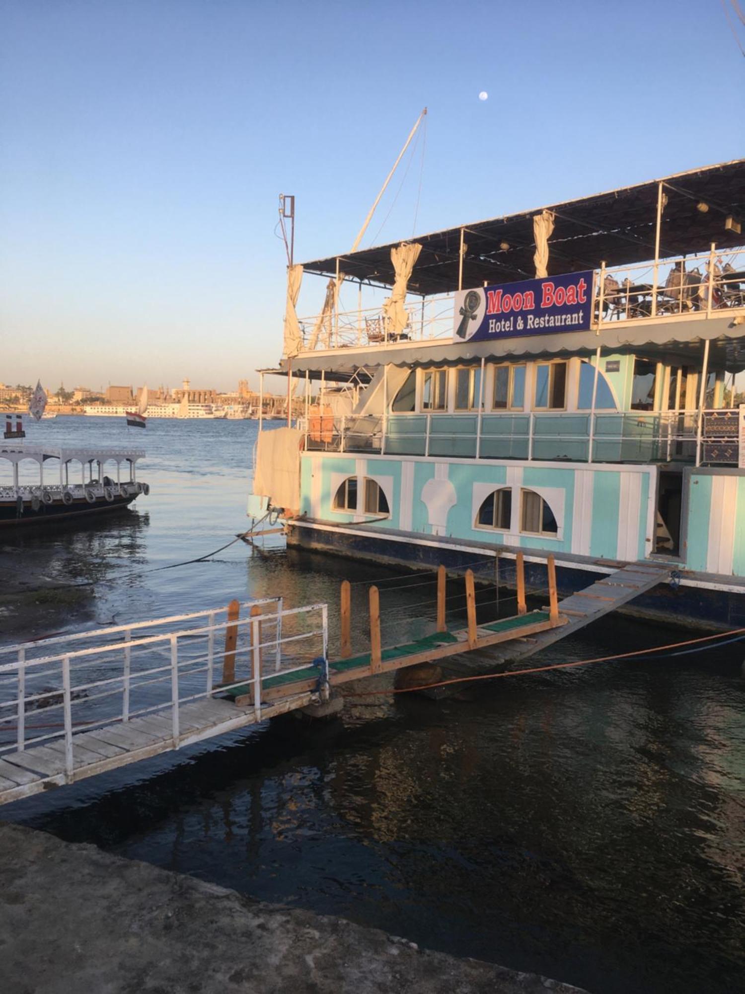 Moon Boat Hotel Luxor Bagian luar foto